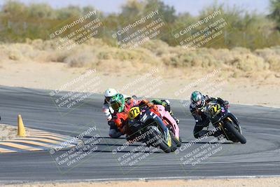 media/Jan-12-2025-CVMA (Sun) [[be1d2b16e3]]/Race 3-Amateur Supersport Middleweight/